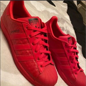 Adidas Superstars Sneakers